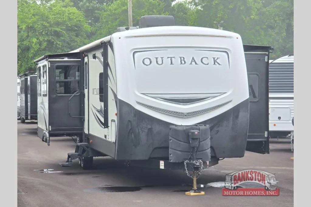 2018 Keystone Outback 328RL - Photo 2