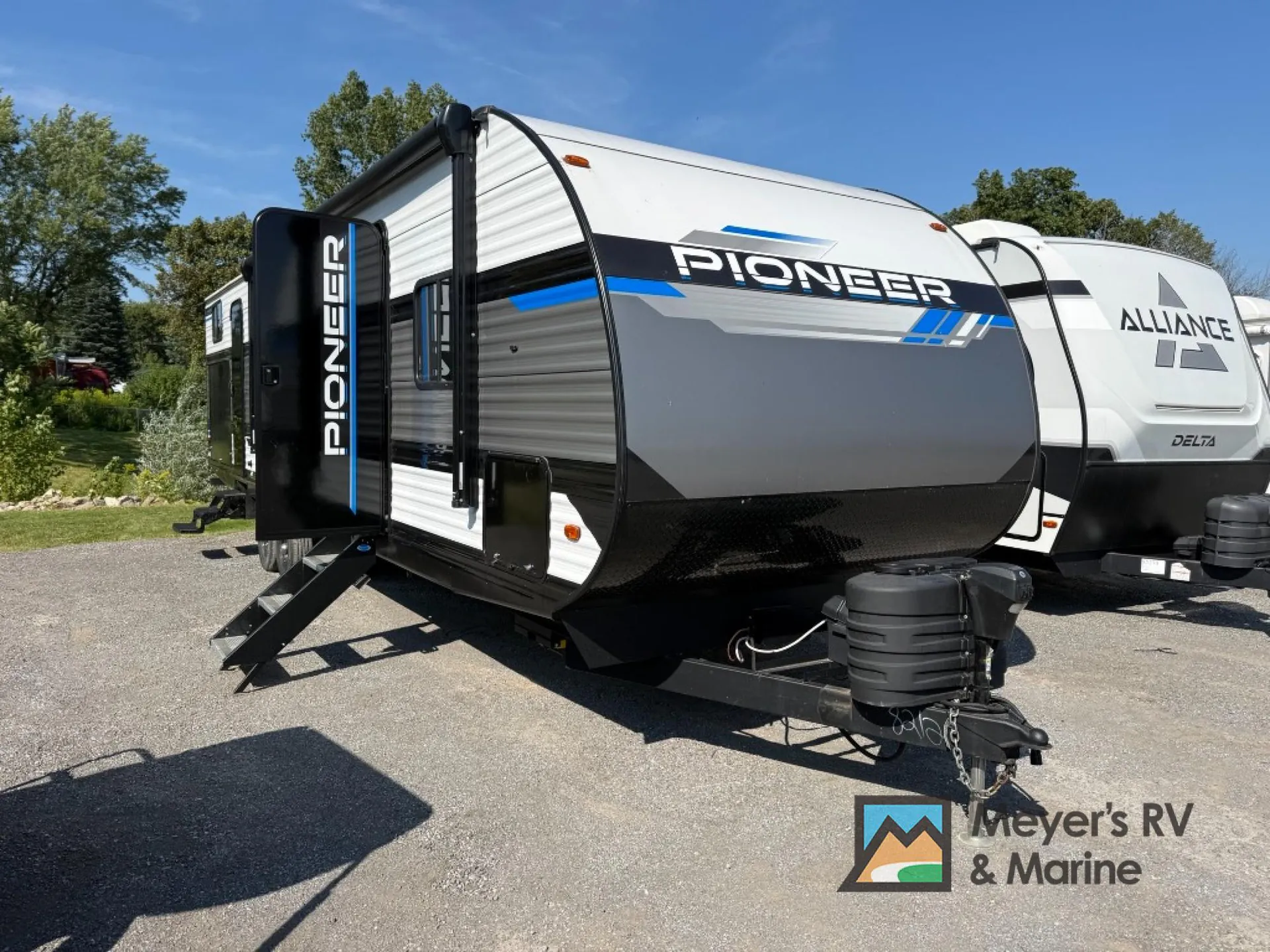 2024 Heartland Pioneer DS320 - Photo 2