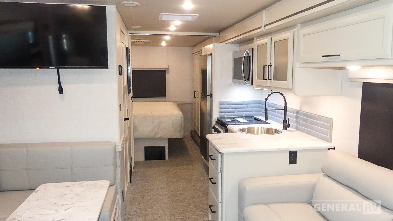 2026 Holiday Rambler Admiral 29M - Photo 3