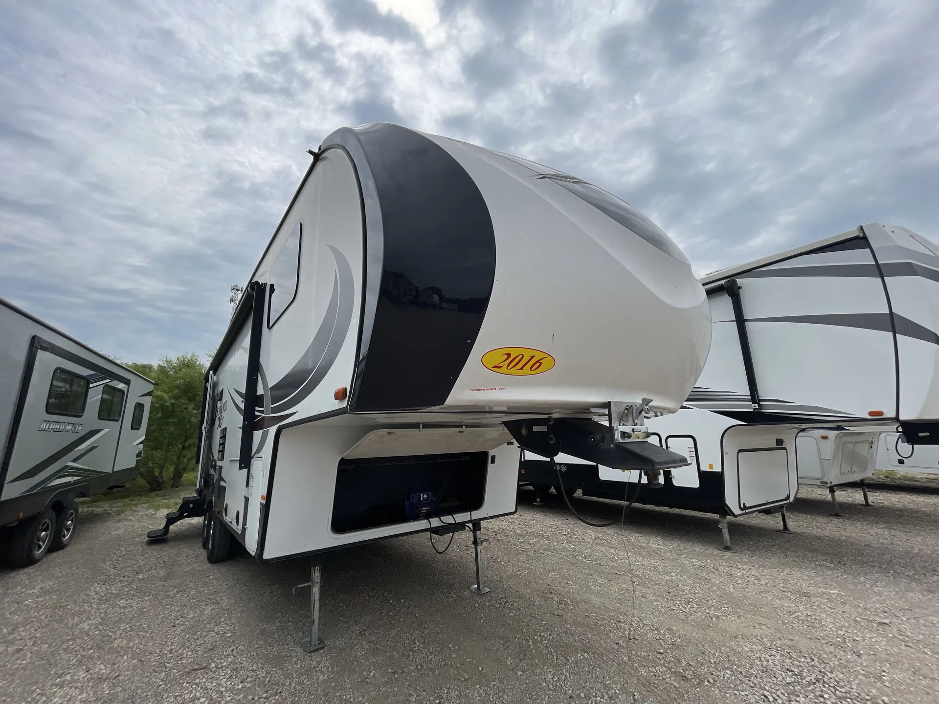 2016 Heartland Sundance XLT 267 RL - Photo 2