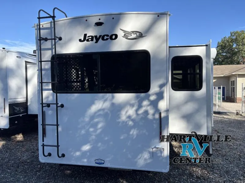 2026 Jayco Eagle 355MBQS - Photo 2