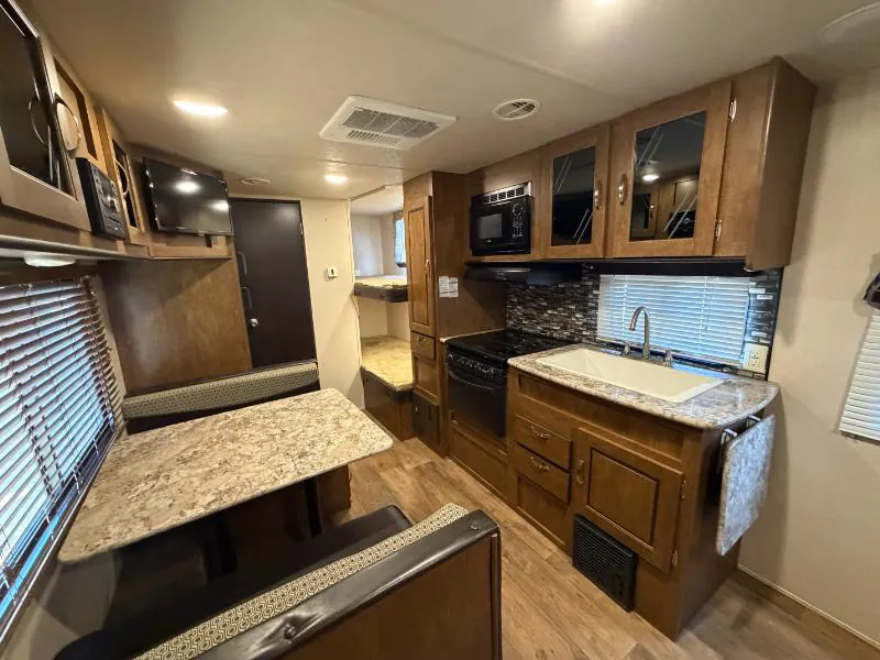 2017 Forest River Salem Cruise Lite 201BHXL - Photo 4