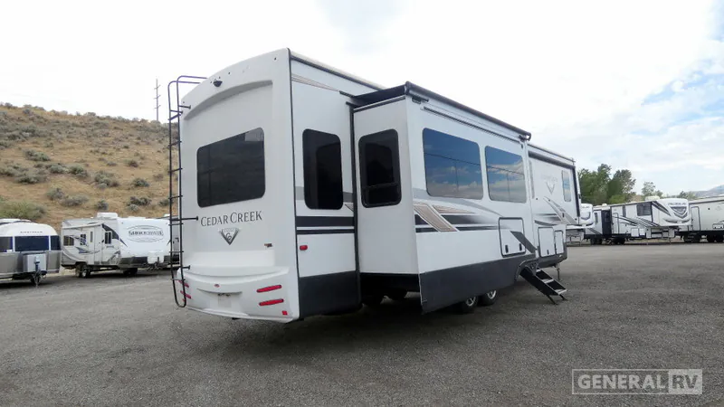 2021 Forest River Cedar Creek Champagne Edition 38EL, Photos photo 7