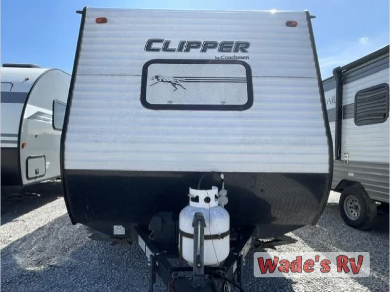 2018 Coachmen RV Clipper Used    M-17 - Photo 3