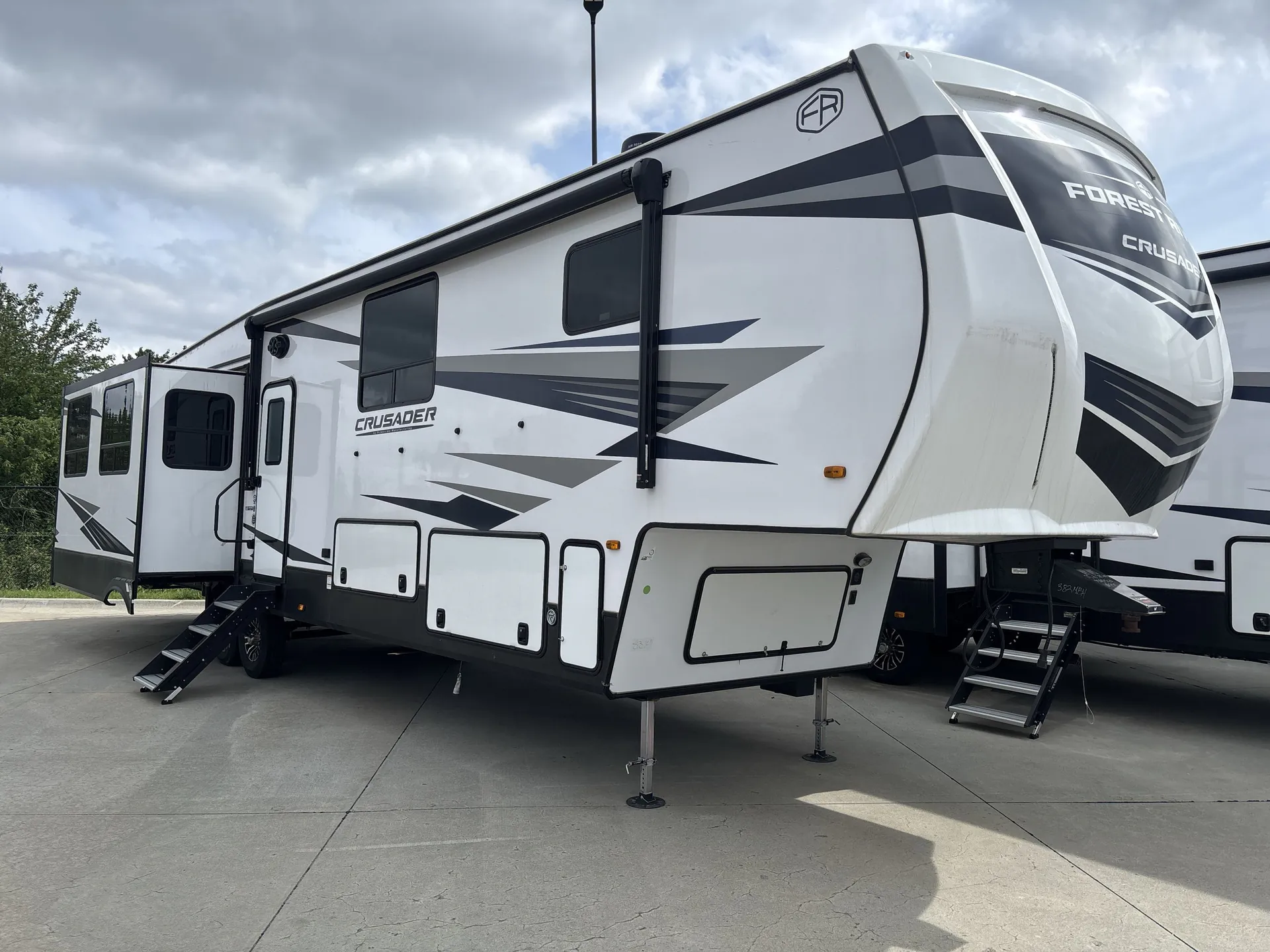 2024 Prime Time Crusader 382MBH - Photo 2