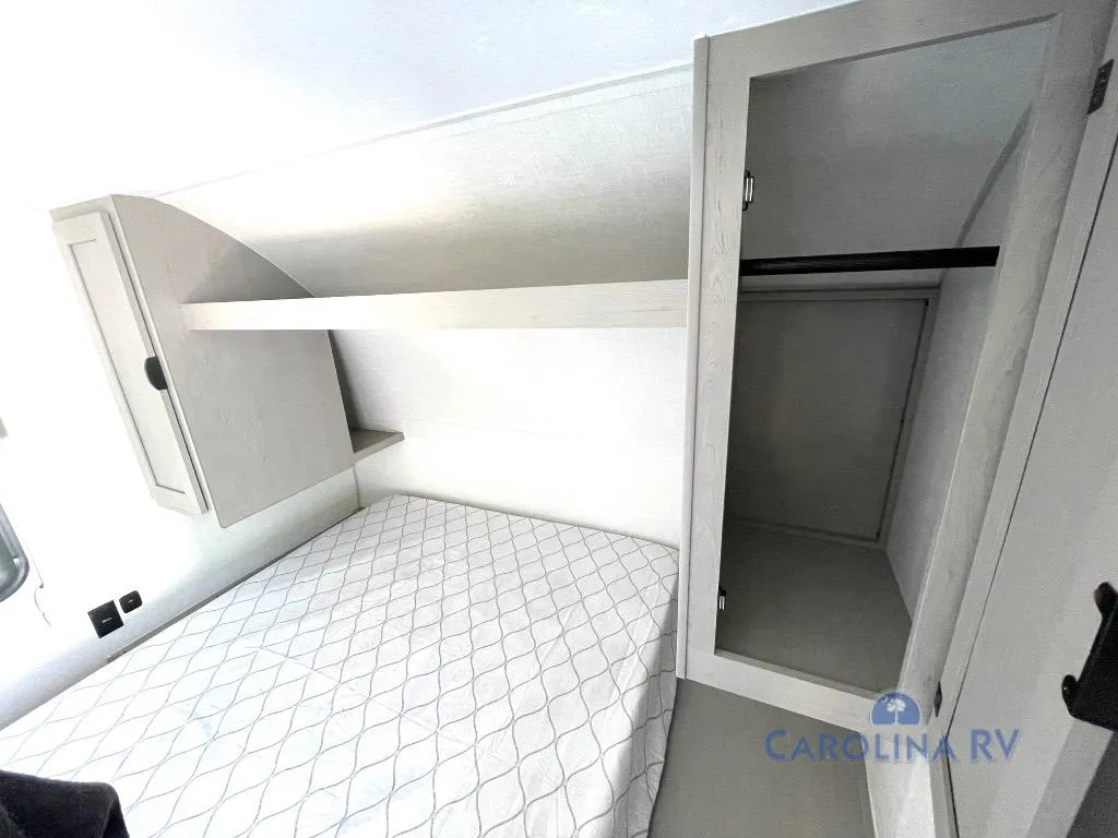 2026 Coachmen Clipper 25QBH - Photo 4