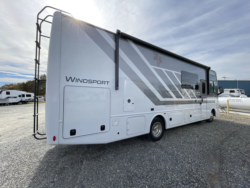 2026 Thor Motor Coach Windsport 29L, Photos photo 4
