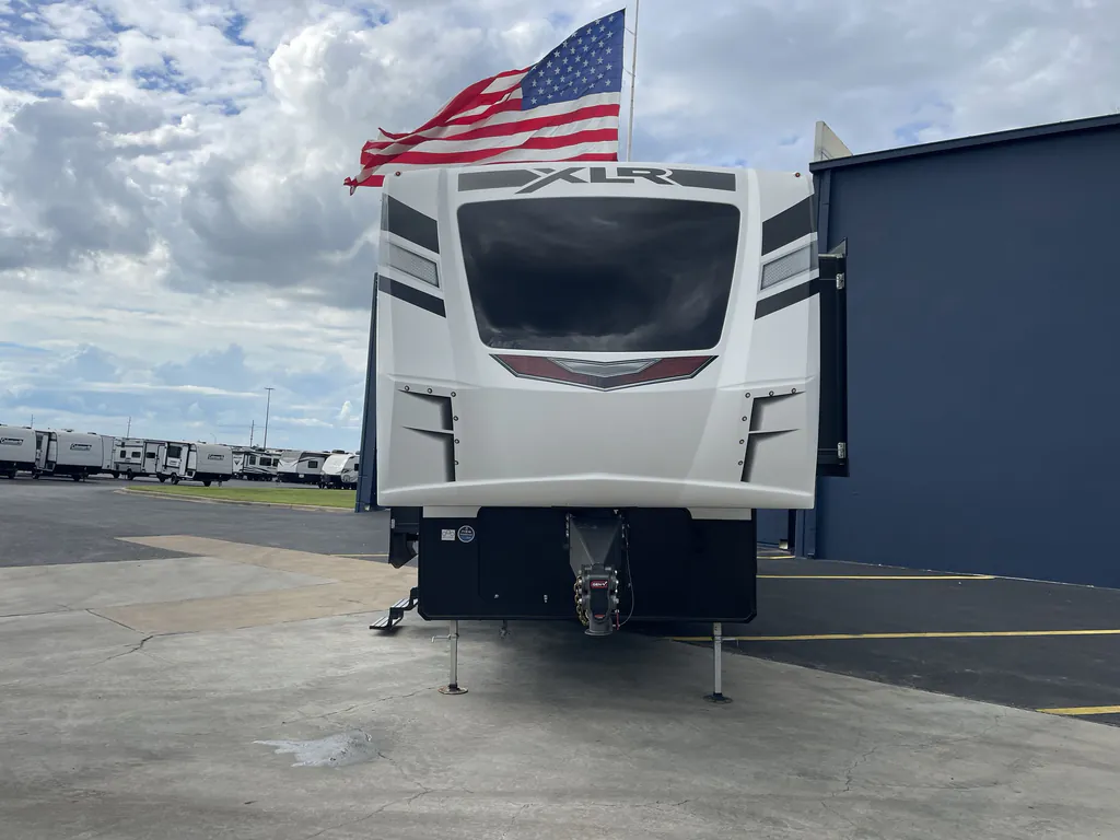 2023 Forest River XLR Nitro 351, Photos photo 4