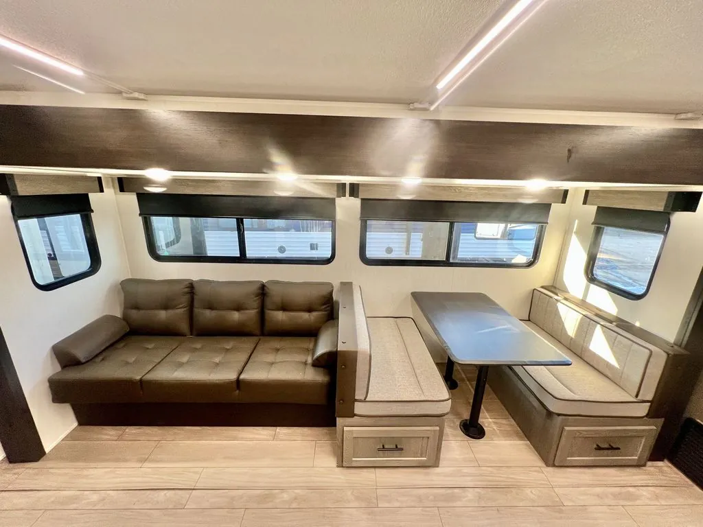 2026 Forest River Cherokee Alpha Wolf 33BH, Photos photo 39