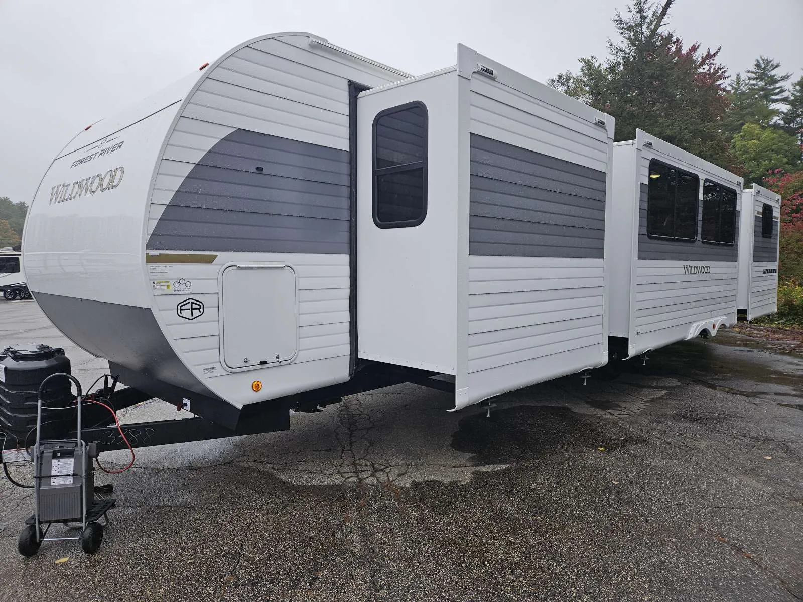 2026 Forest River Wildwood 33TS - Photo 4