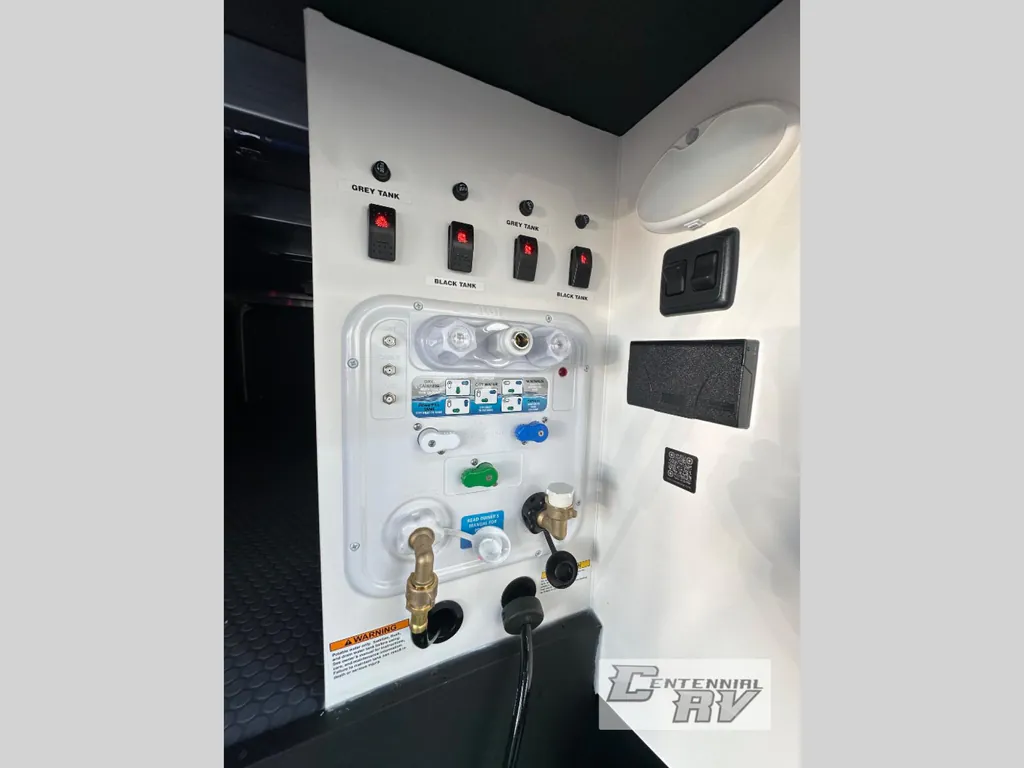2026 Brinkley Model G 3950, Photos photo 13
