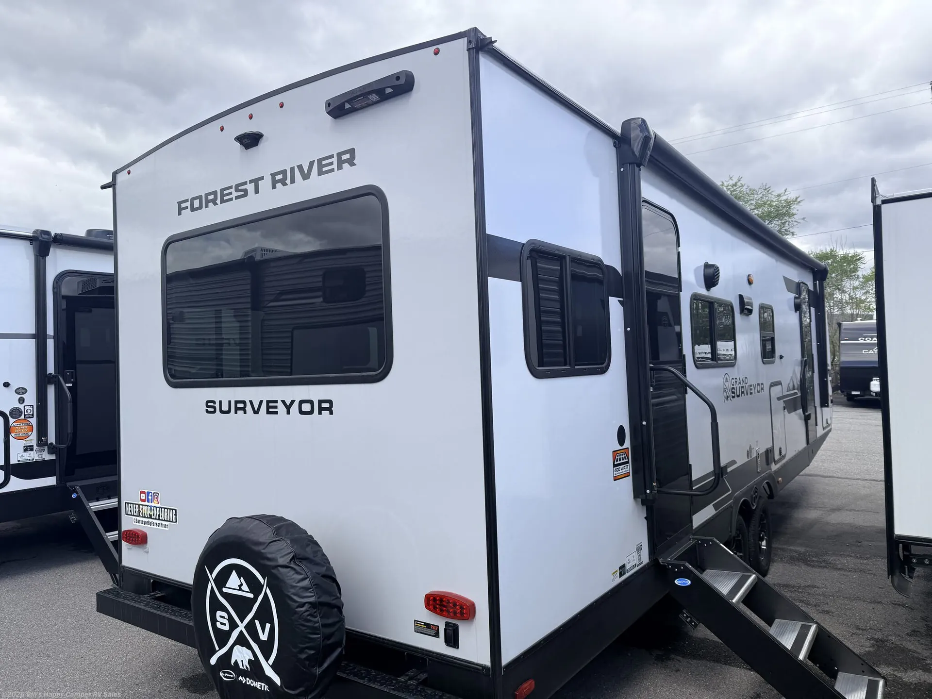 2026 Forest River Grand Surveyor 253RLS — Photo 5