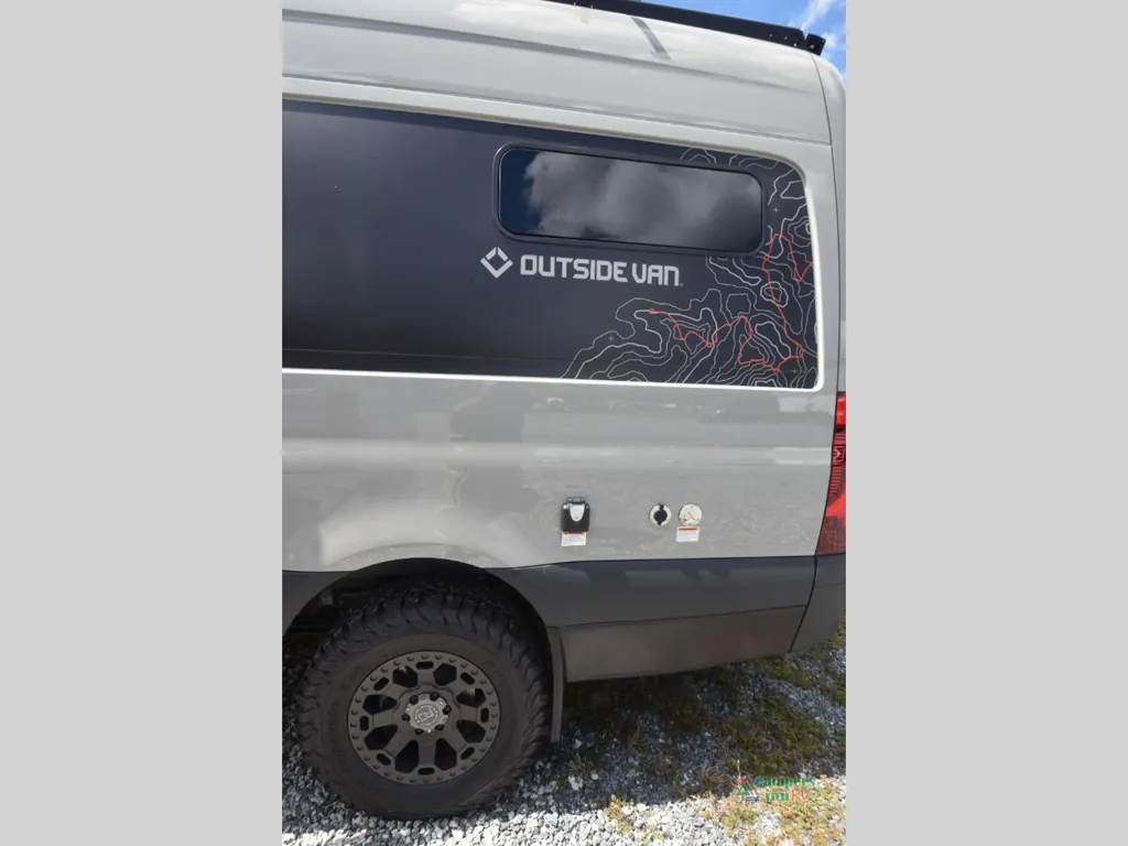 2023 Outside Van Approach 170, Photos photo 8