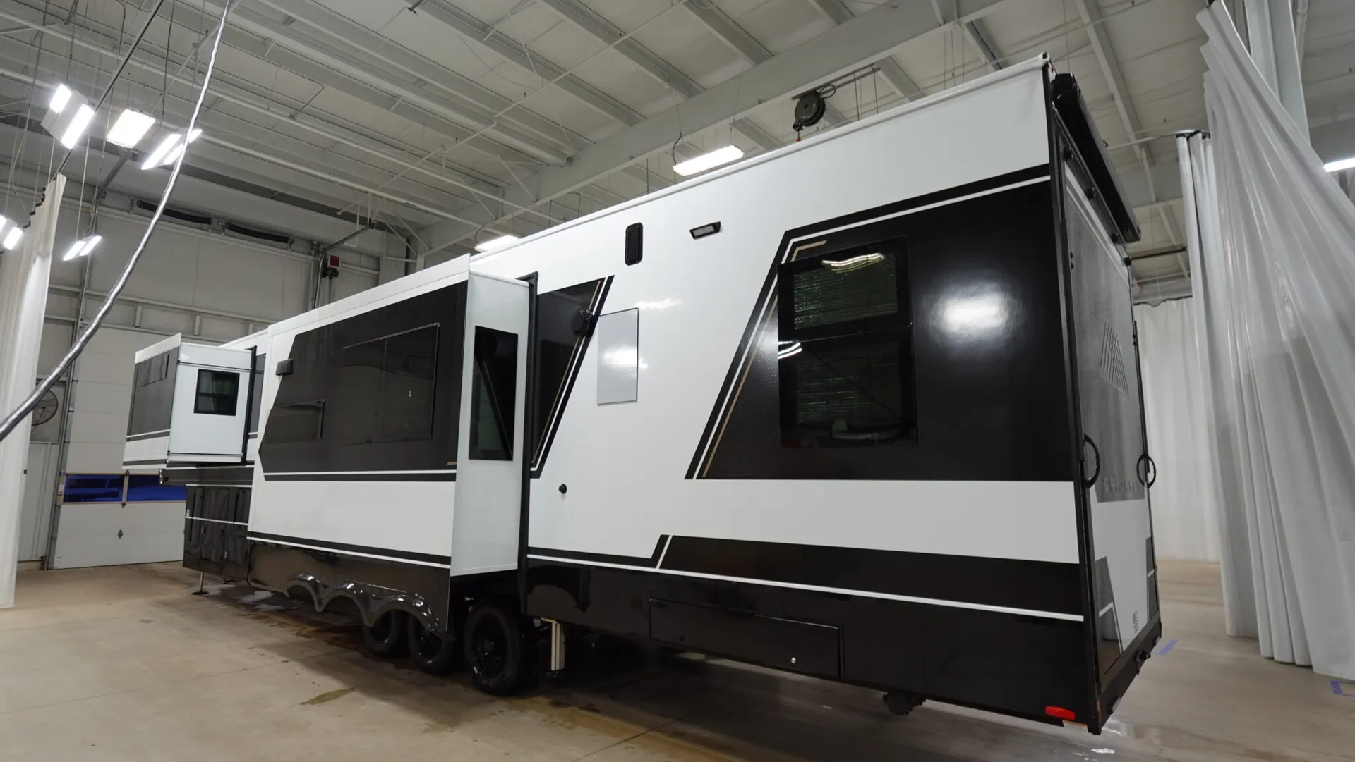 2026 Brinkley Model G 4150 - Photo 4