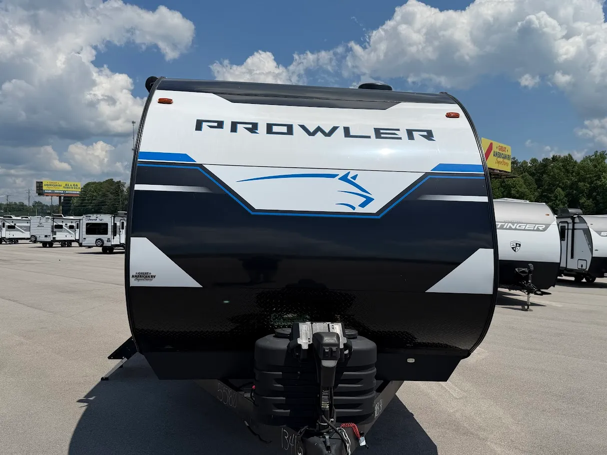 2024 Heartland Prowler 303SBH - Photo 3