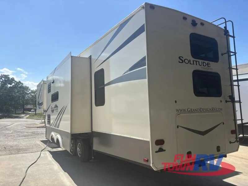 2020 Grand Design Solitude 3550BH - Photo 4