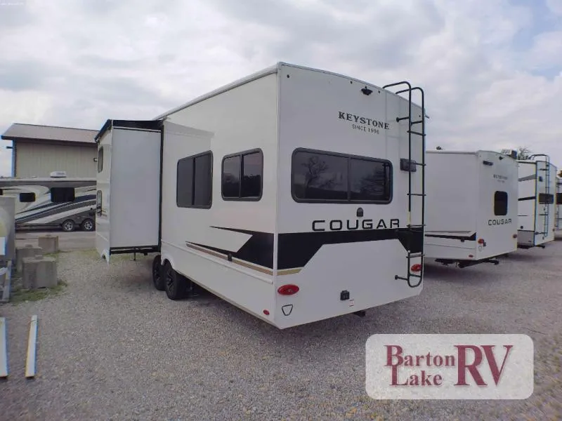 2026 Keystone Cougar Half-Ton 29MBD - Photo 3