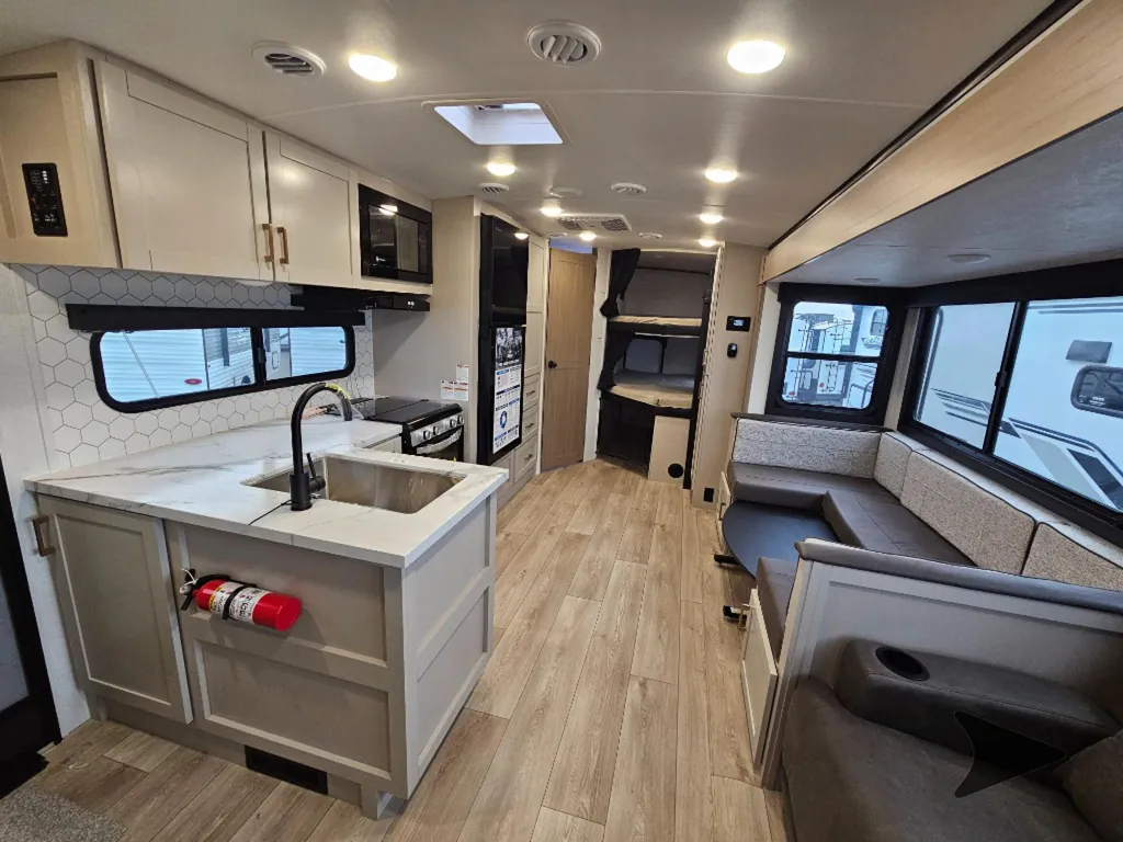 2027 Jayco Jay Feather 29BHB, Photos photo 15