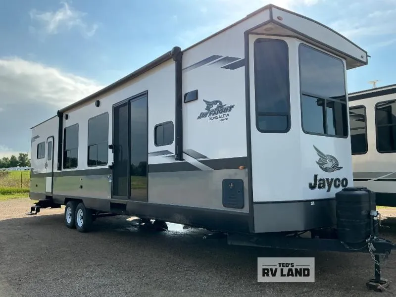 2024 Jayco Jayflight Bungalow 40FKDS - Photo 2