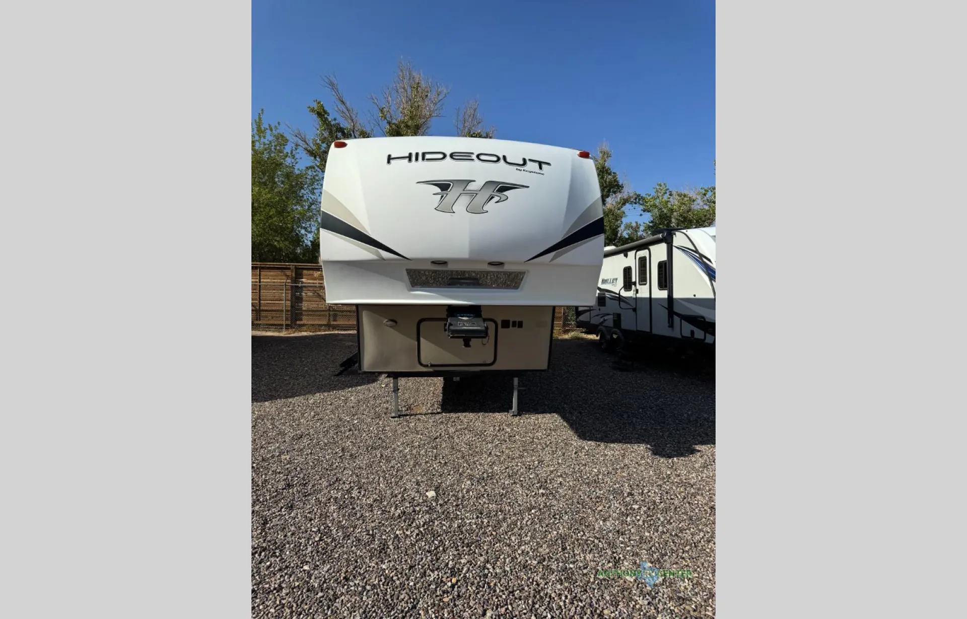2019 Keystone Hideout 295BHS - Photo 3