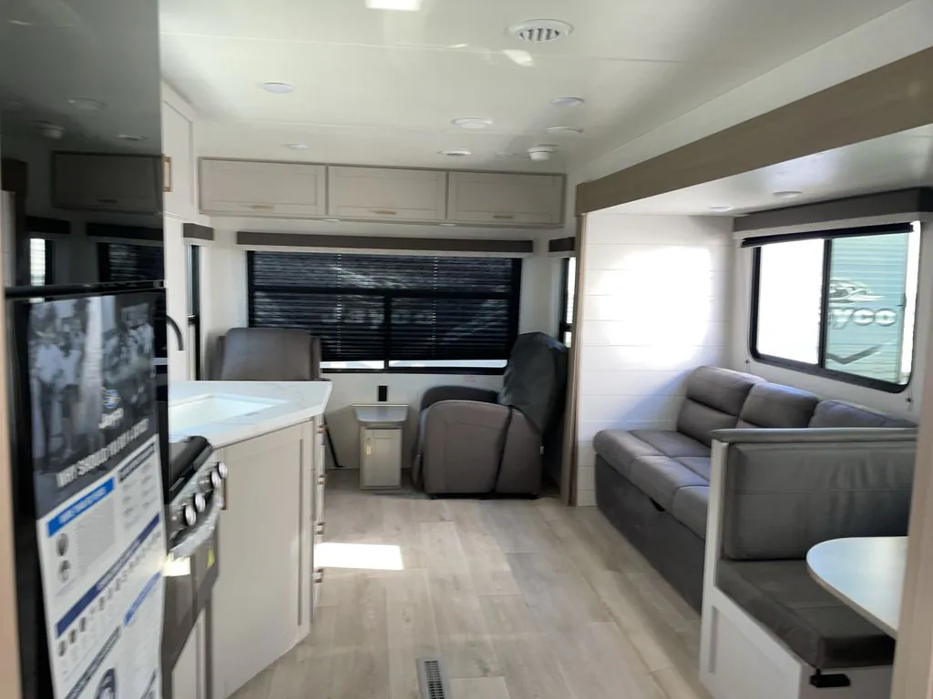 2027 Jayco Jay Flight SLX 262RLSW, Photos photo 14