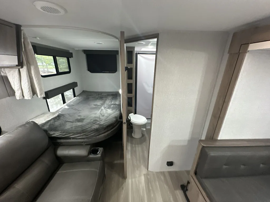 2025 Grand Design Imagine XLS 25DBE, Photos photo 21