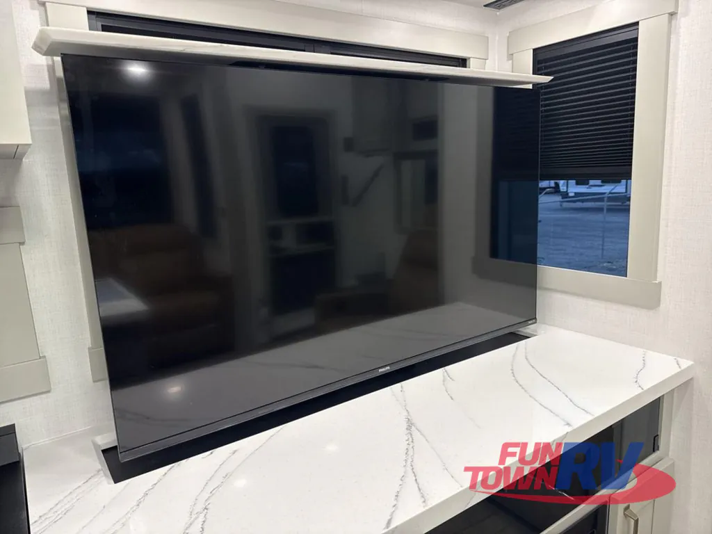2026 Brinkley Model G 3520, Photos photo 27