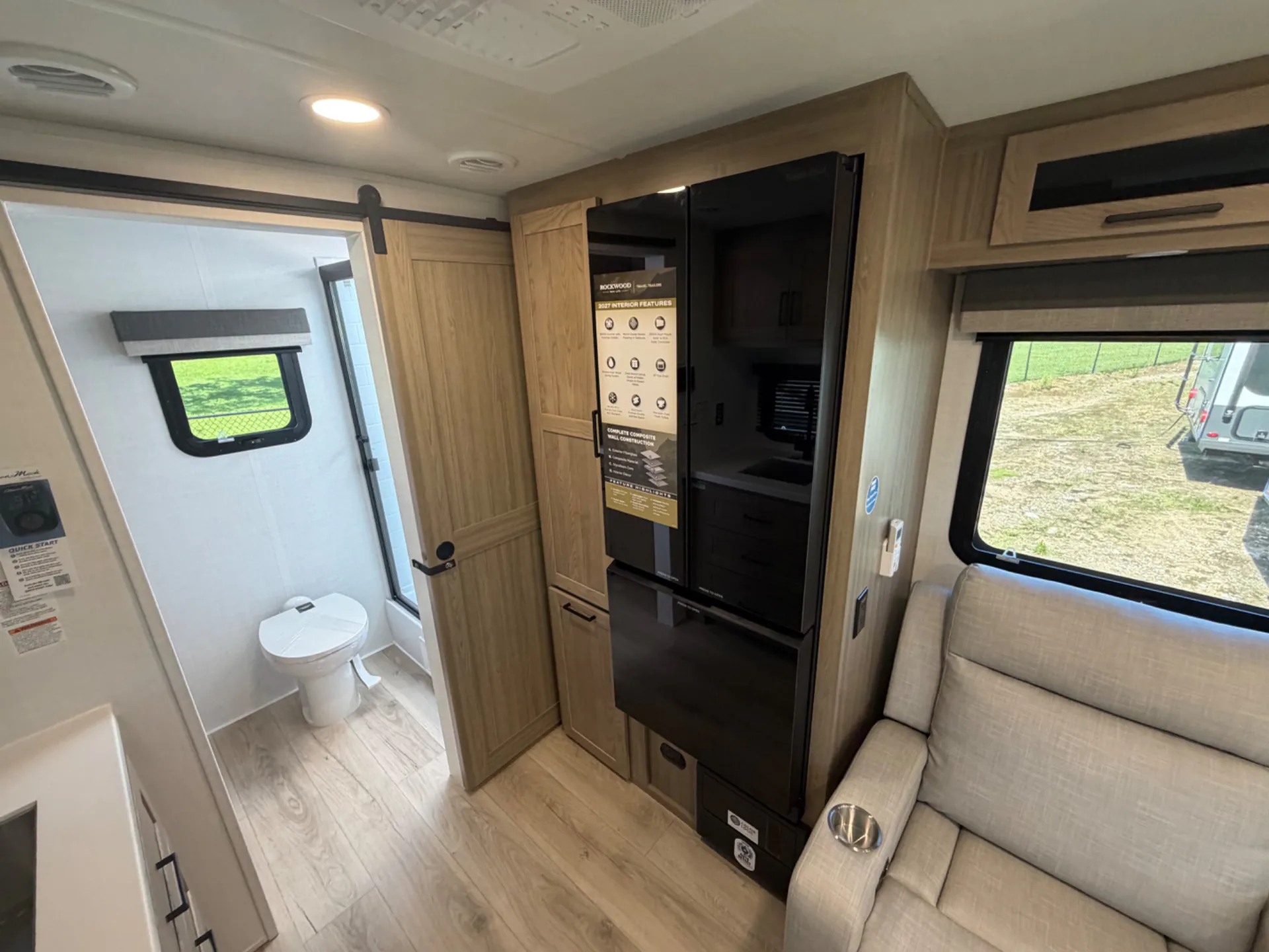 2027 Forest River Rockwood Mini Lite 2524FBT — Photo 5