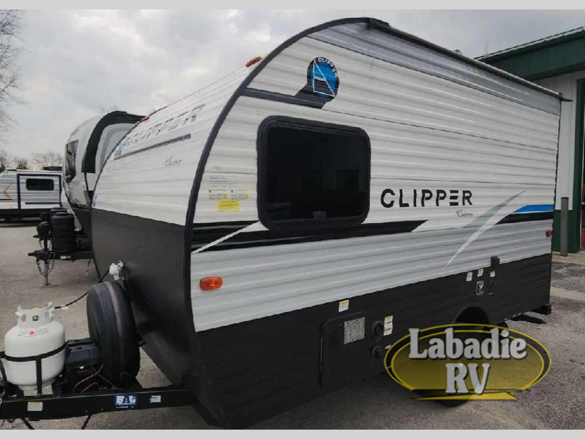 2023 Coachmen Clipper Cadet 14CR - Photo 3