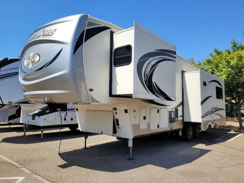 2018 Palomino Columbus 1492 298RL - Photo 3