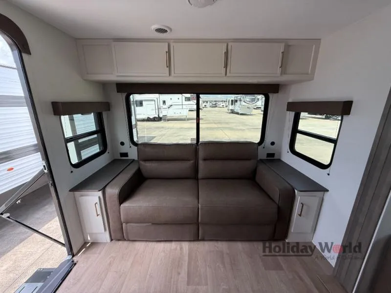 2026 Grand Design Transcend 245RLT - Photo 4