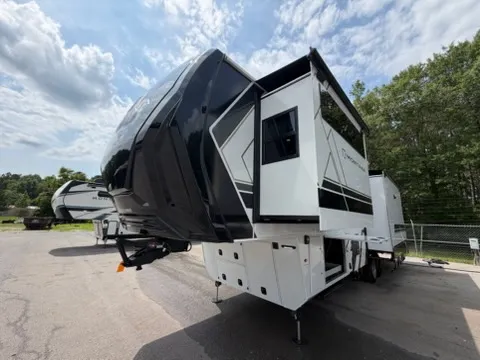 2026 Keystone Montana 3100RL - Photo 3