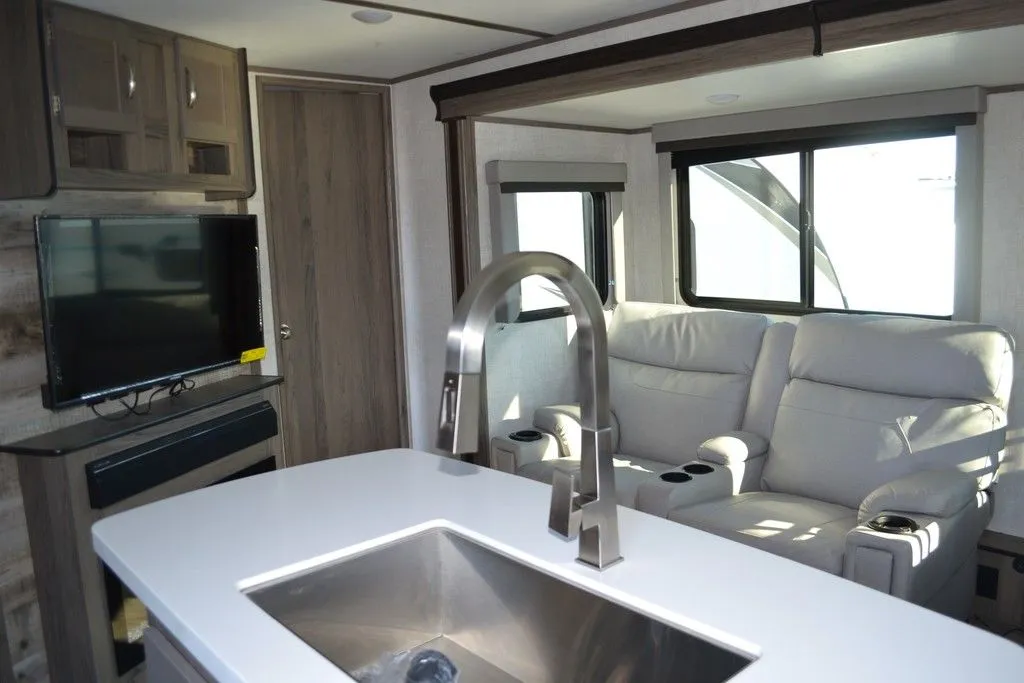 2024 Gulf Stream Envision 333BH, Photos photo 13