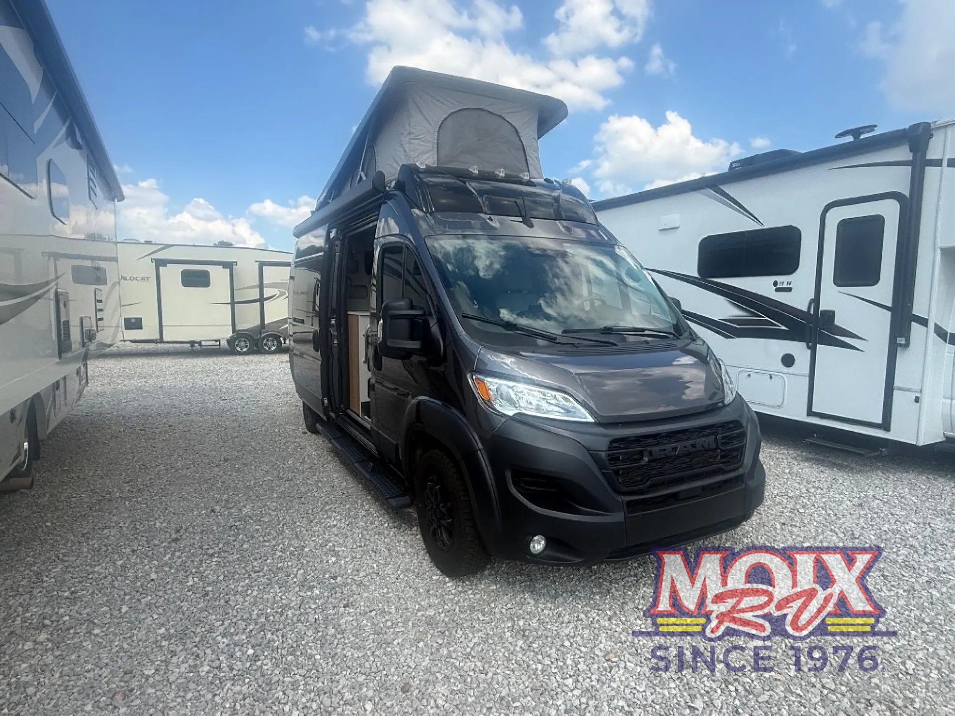 2024 Airstream Rangeline 21PS - Photo 2