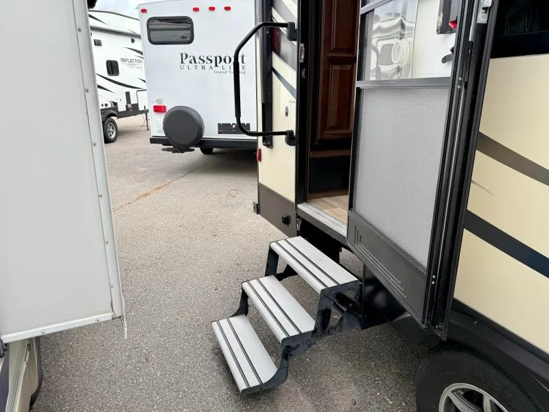 2018 Dutchmen Denali Lite 2462RK - Photo 4