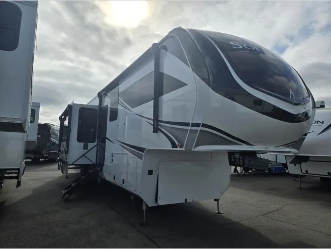 2026 Grand Design Solitude 391DL - Photo 4