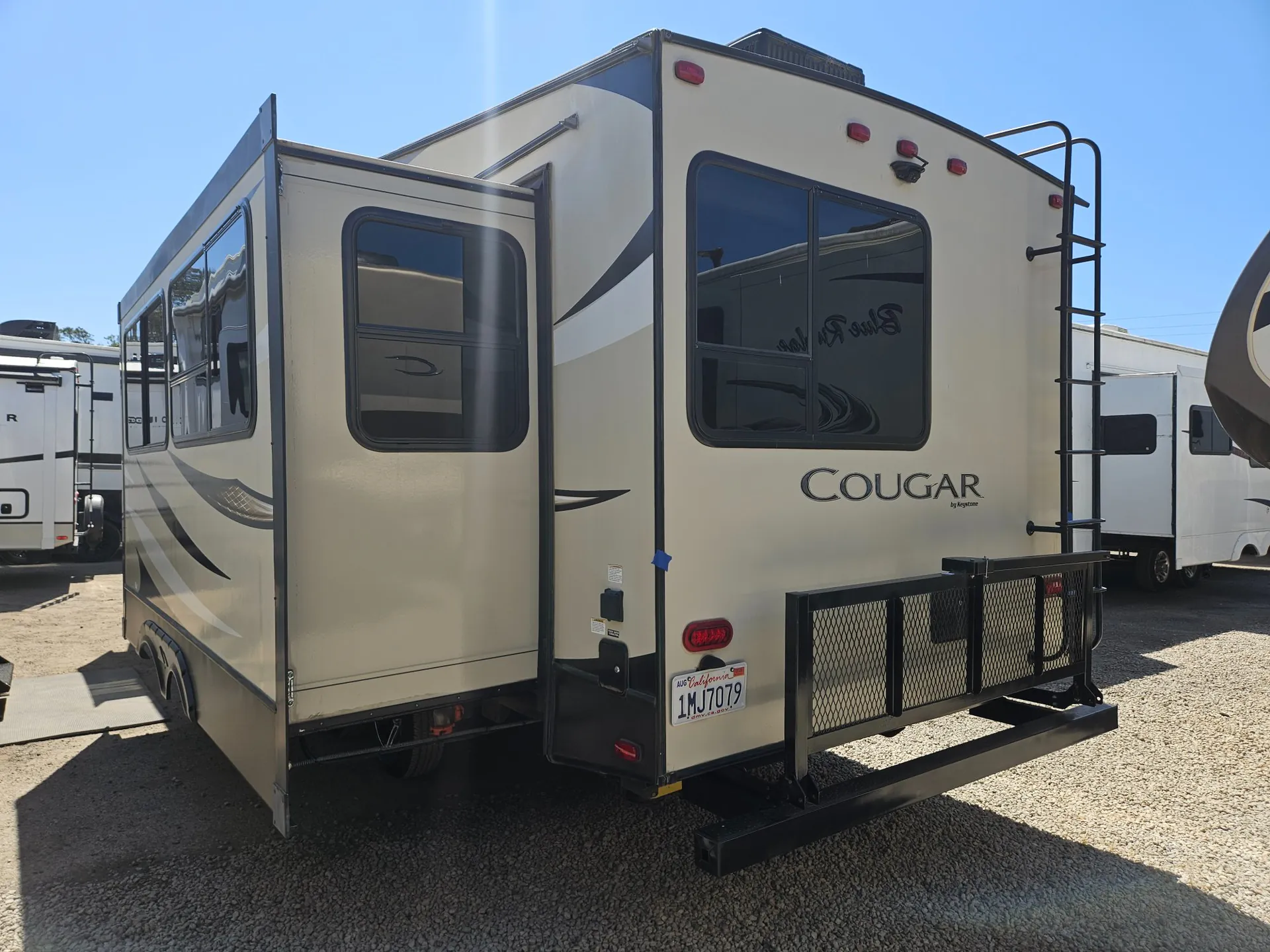 2018 Keystone Cougar Half-Ton 25RESWE - Photo 3