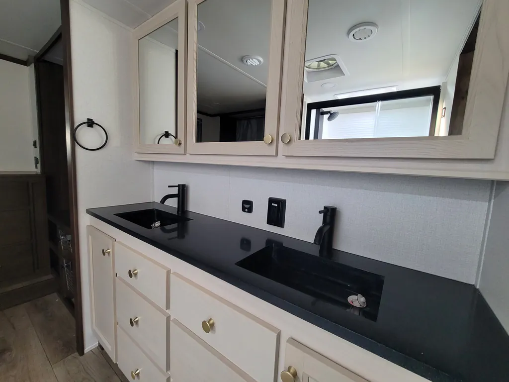 2026 Forest River Cedar Creek 385RK, Photos photo 54