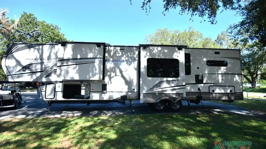 2024 Keystone Montana 3901RK, Photos photo 4