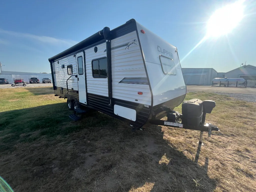 2020 Coachmen Clipper 21BH - Photo 2