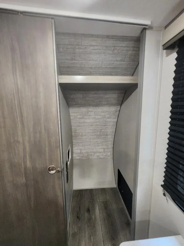 2026 Coachmen Catalina Legacy Edition 323MAZE, Photos photo 68