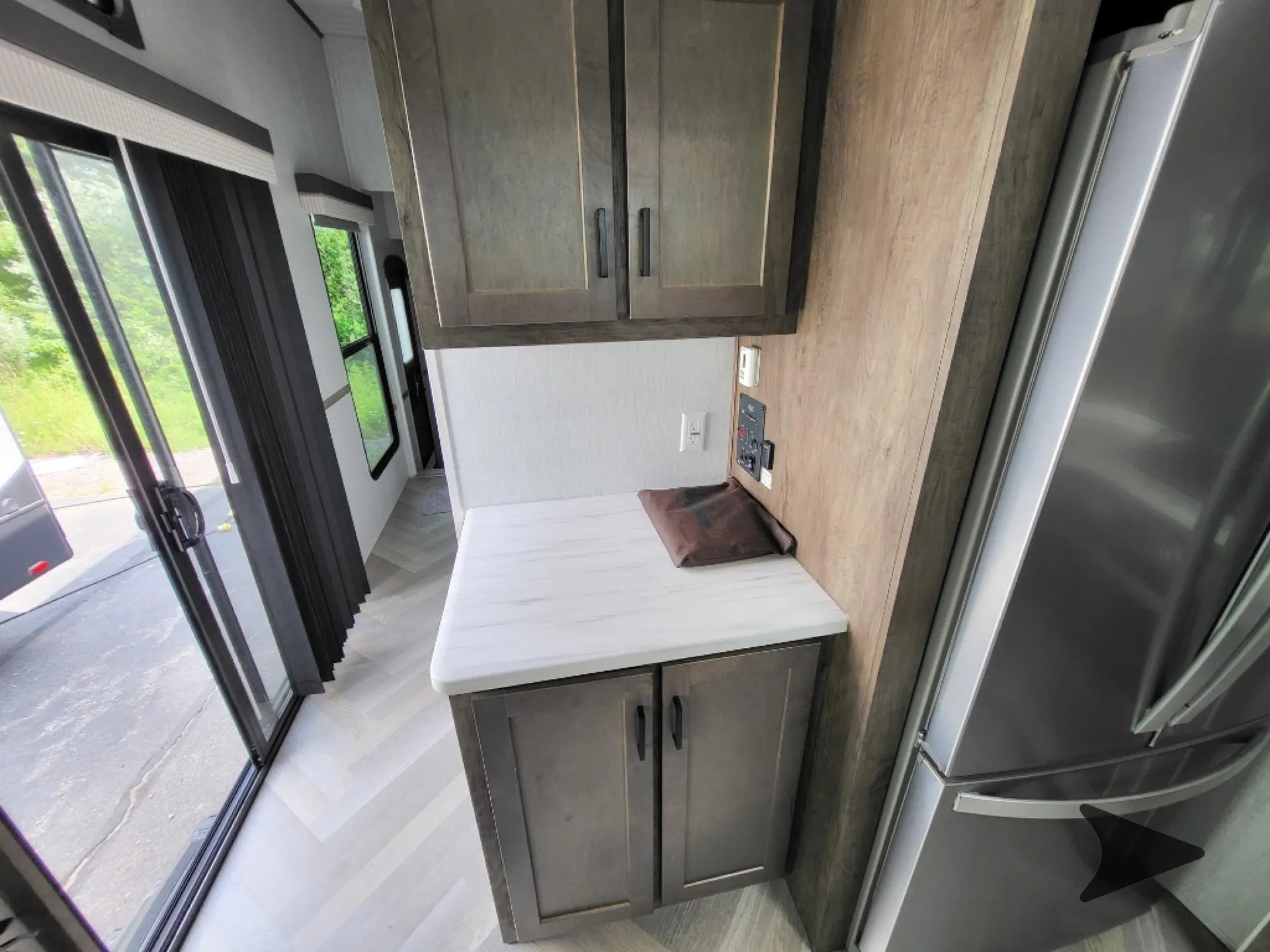2022 Forest River Salem Grand Villa 42FLDL - Photo 3
