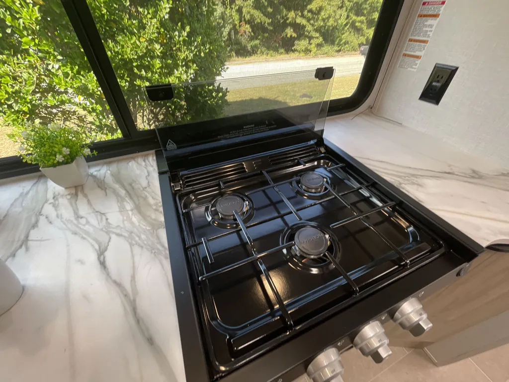 2026 Forest River Airelume 255, Photos photo 12