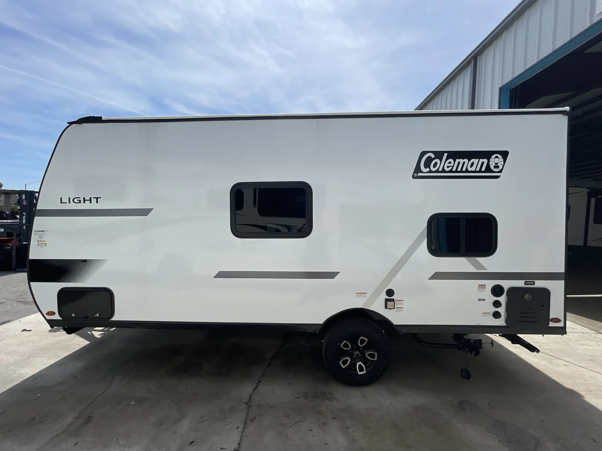 2026 Keystone Coleman Light 17BX - Photo 2
