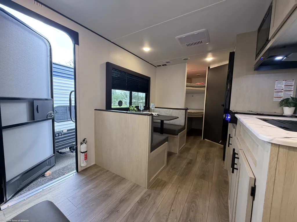 2025 Shasta I-5 526BH, Photos photo 38