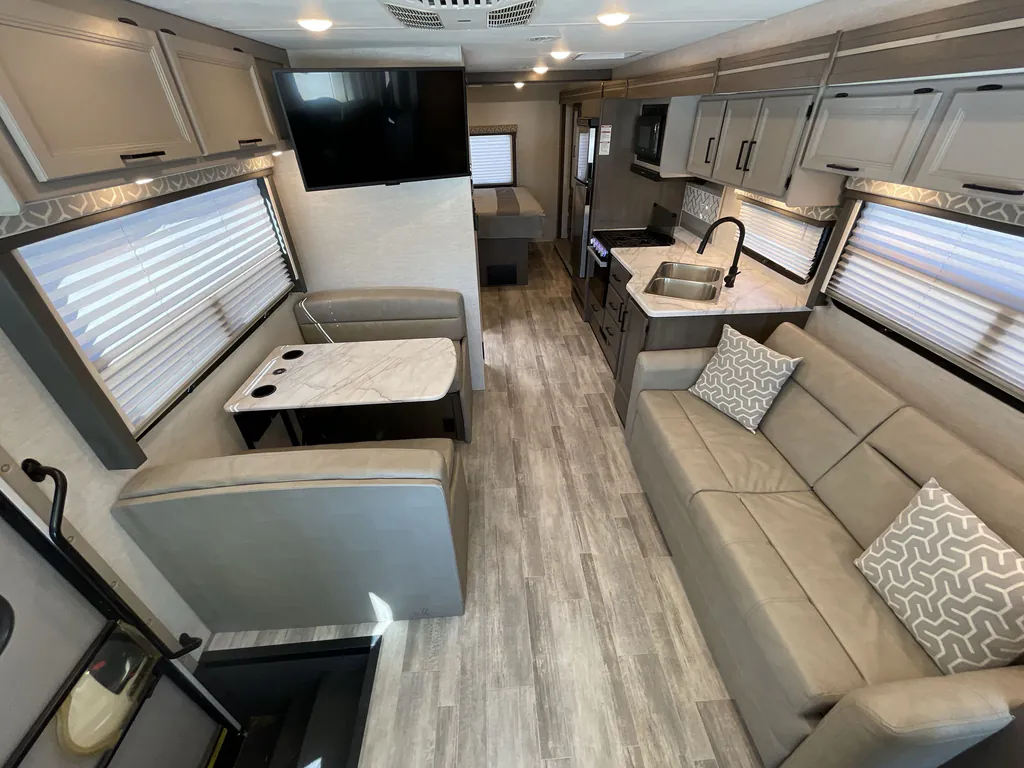 2024 Thor Motor Coach Freedom Traveler A29, Photos photo 2