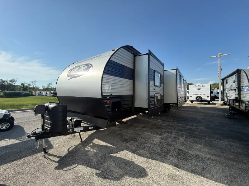 2021 Forest River Cherokee 324TS - Photo 2
