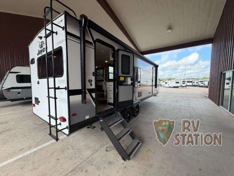 2027 Jayco Jay Feather 23RK - Photo 3