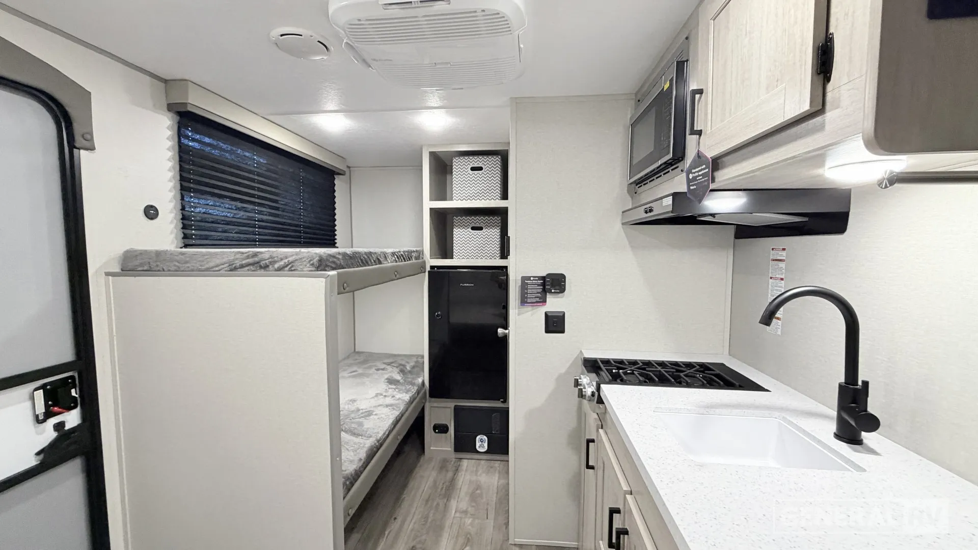 2026 Coachmen Catalina Summit Series 7 134BHX - Photo 3