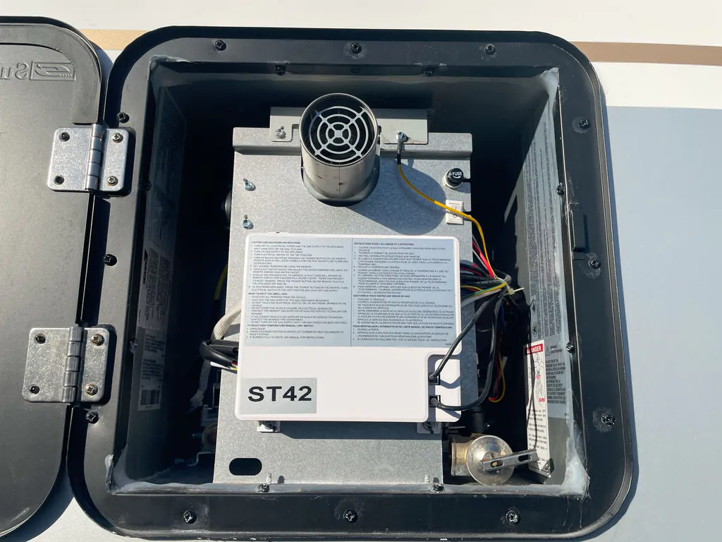 2026 Keystone Raptor 441, Photos photo 22